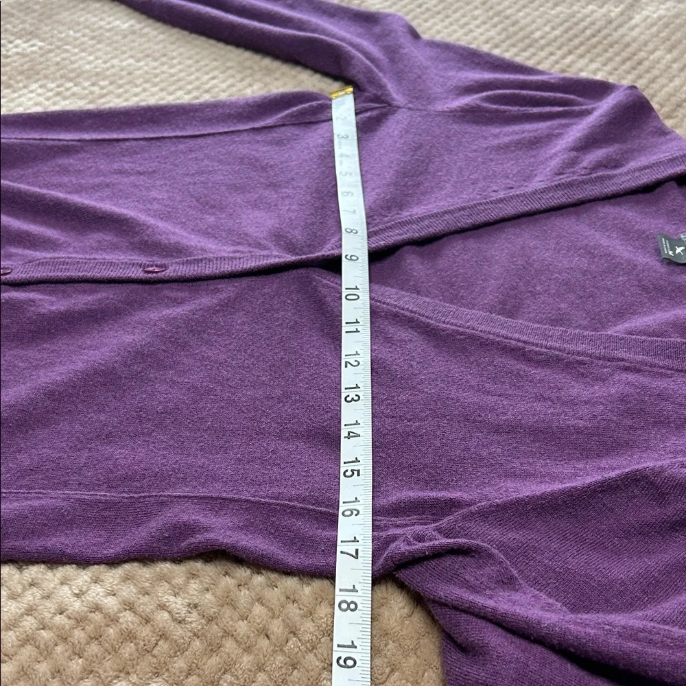 Eddie Bauer Deep Purple V-Neck Cardigan Size M - Picture 3 of 7